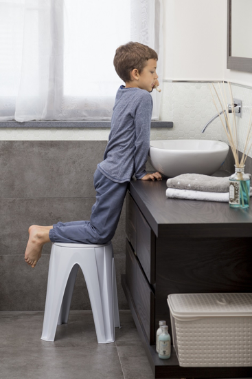 Picture of Aldotrade stool swivel girotondo